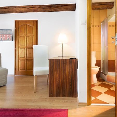 Bed and Breakfast Rubra Panzio Vác Zewnętrze zdjęcie