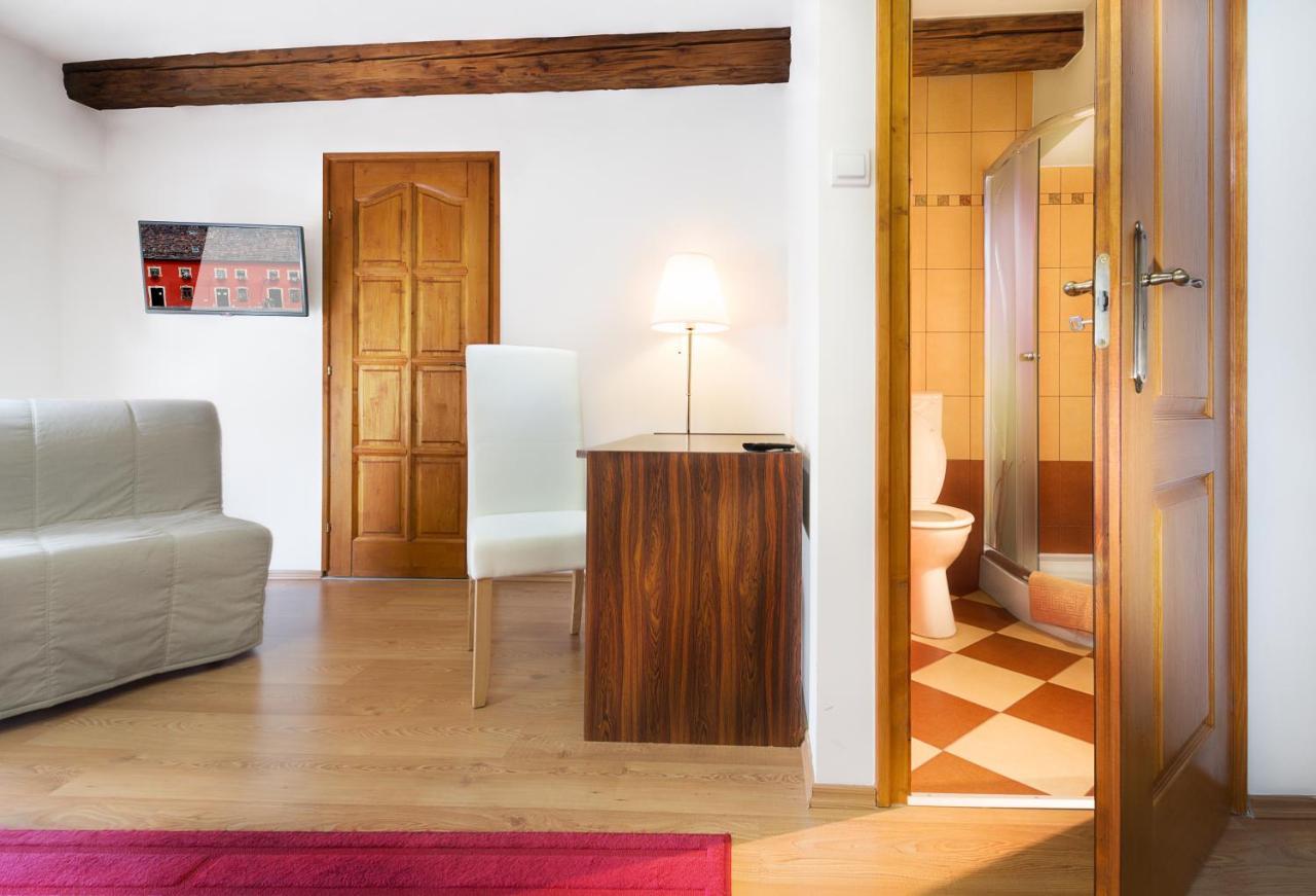 Bed and Breakfast Rubra Panzio Vác Zewnętrze zdjęcie